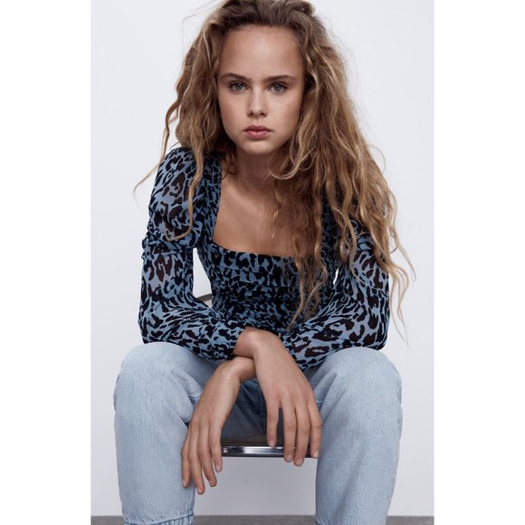 NEW Zara Blue Leopard Animal Square Neck Crop Top - Picture 5 of 9